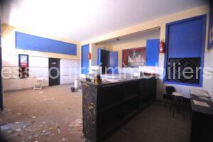 Espace vide, comptoir cinéma